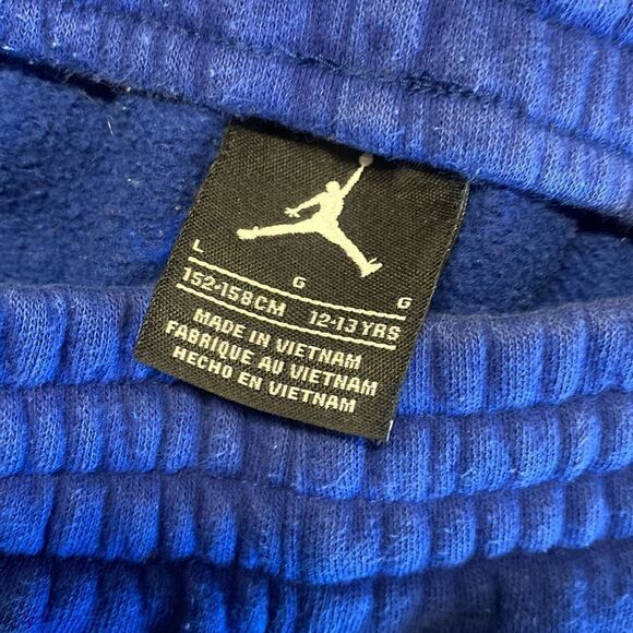 JORDAN Sweat Shorts Size Youth Large - Picture 5 of 5